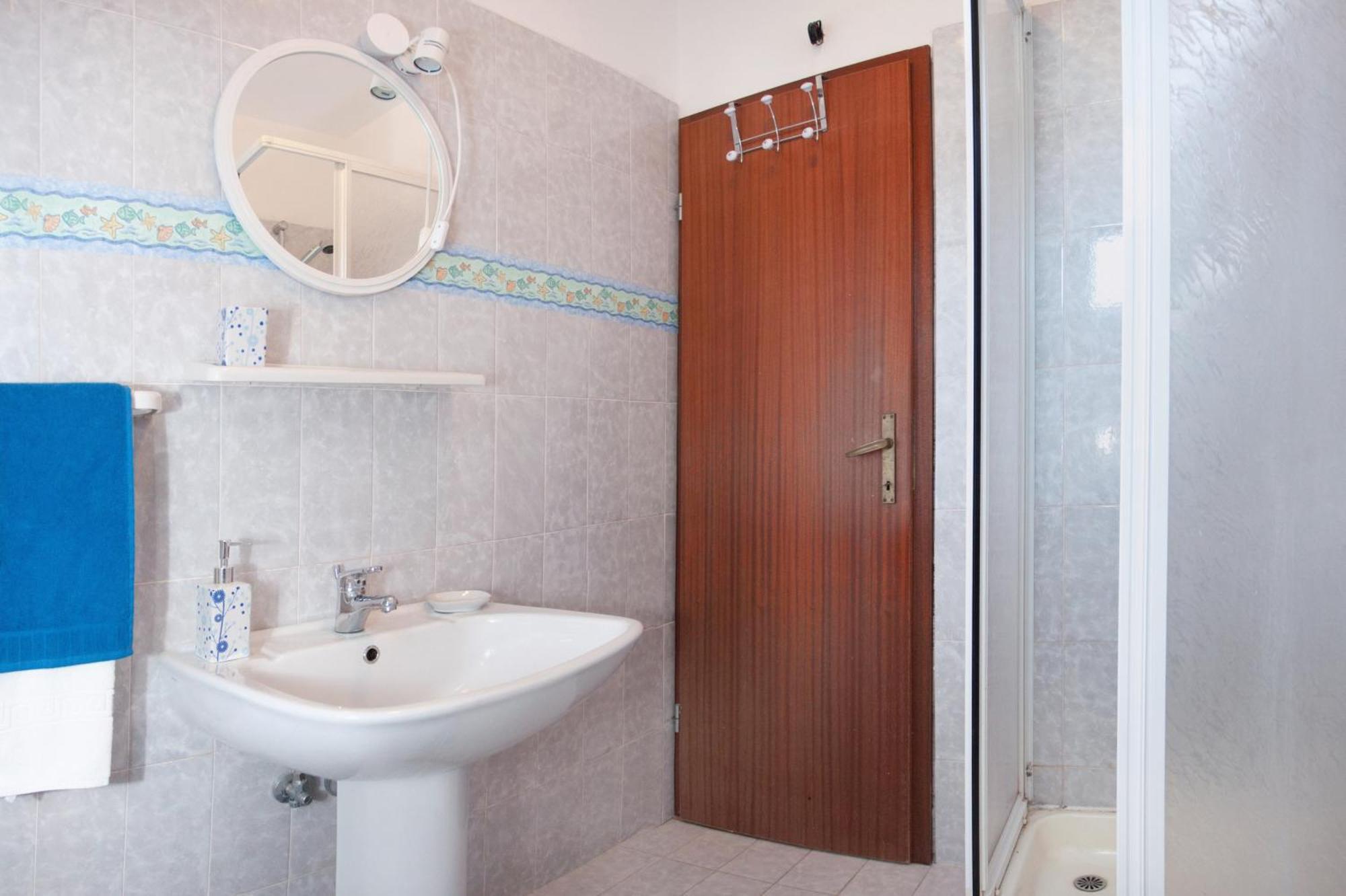 Apartments By The Sea Rastici, Ciovo - 2104 Trogir Pokój zdjęcie